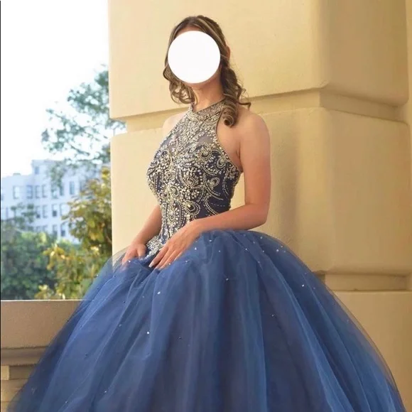 Dark Blue Quinceañera Dress/ Vestido de quinceañera de color azul oscuro - Picture 2 of 6